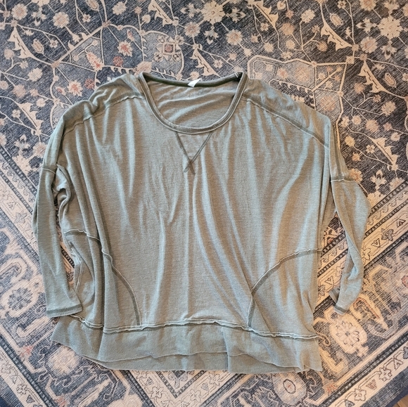 FP Movement by Free People Green Sweatshirt - Picture 1 of 5